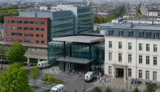 découvrez les adresses des hôpitaux de paris et leurs services principaux pour un accès rapide et facile aux soins médicaux.
