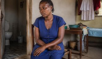 découvrez comment la casse fistula affecte la vie quotidienne des patients, ses conséquences physiques et psychologiques, ainsi que les stratégies pour mieux gérer cette condition.
